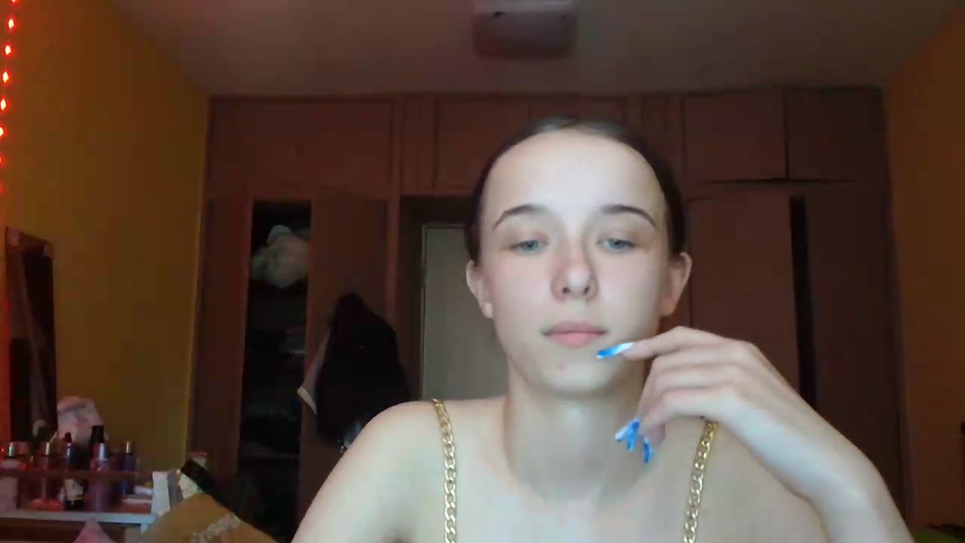 Gallery image thumbnail from CloverLake's myfreecams stream on, 06/10/2026, 10:24 image 7 of 20