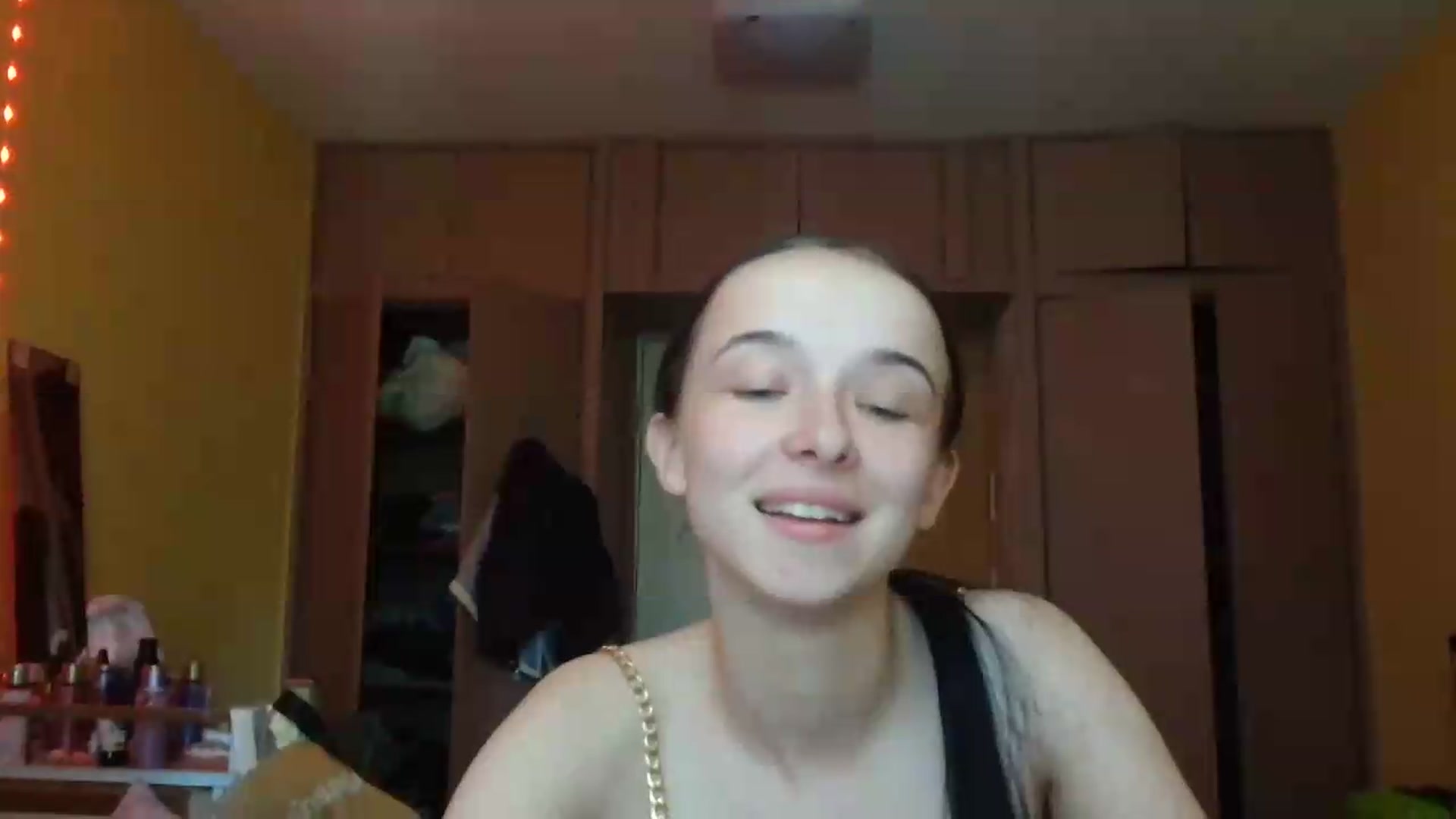 Gallery image thumbnail from CloverLake's myfreecams stream on, 06/10/2026, 10:24 image 6 of 20