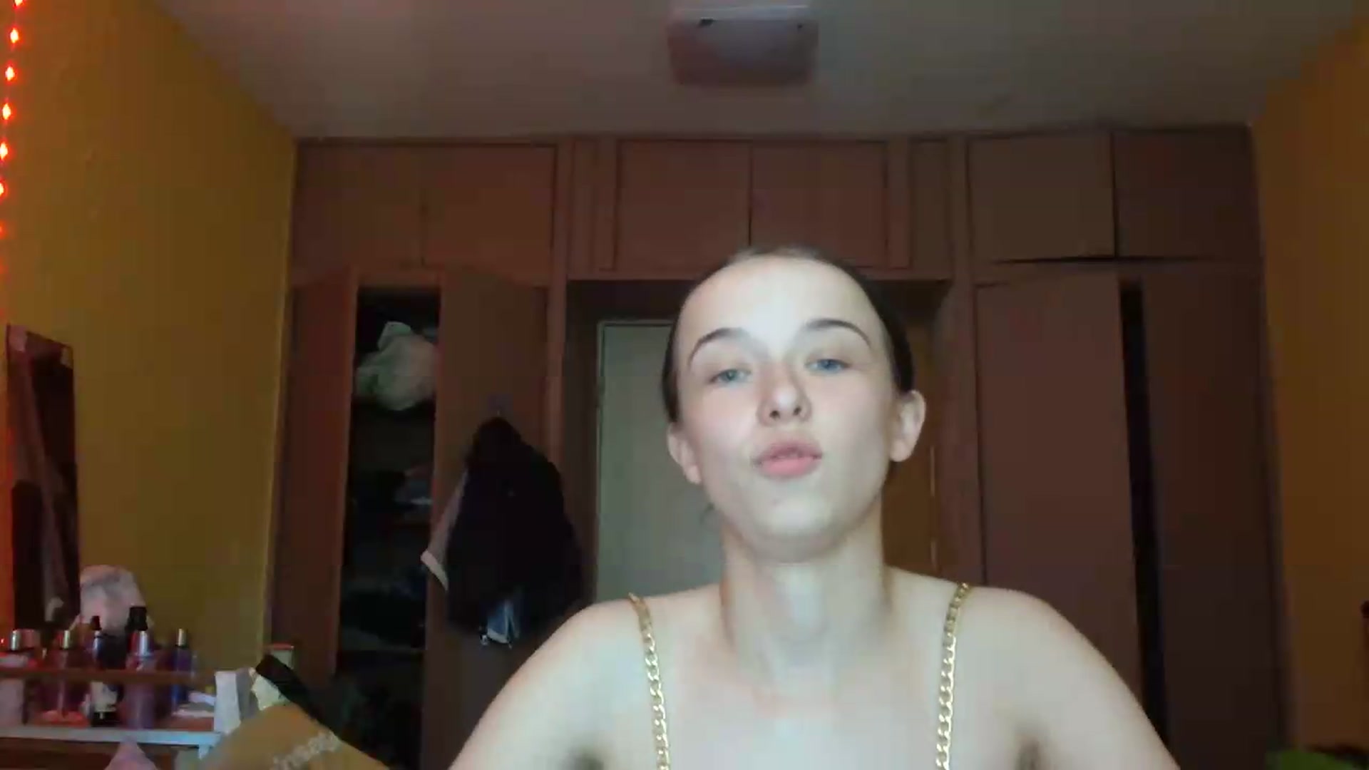 Gallery image thumbnail from CloverLake's myfreecams stream on, 06/10/2026, 10:24 image 5 of 20