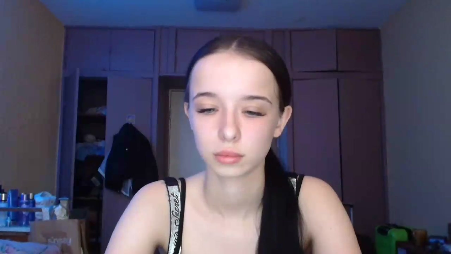 Gallery image thumbnail from CloverLake's myfreecams stream on, 06/16/2026, 08:30 image 12 of 20
