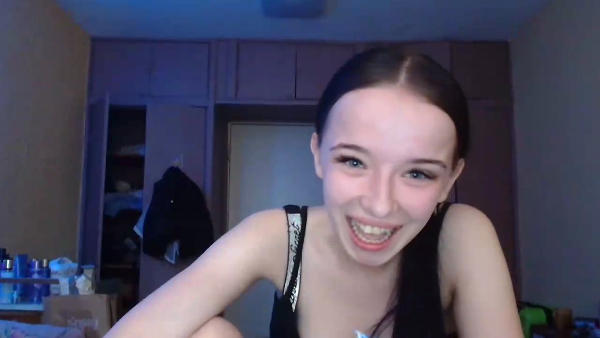 Gallery image thumbnail from CloverLake's myfreecams stream on, 06/16/2026, 08:30 image 10 of 20