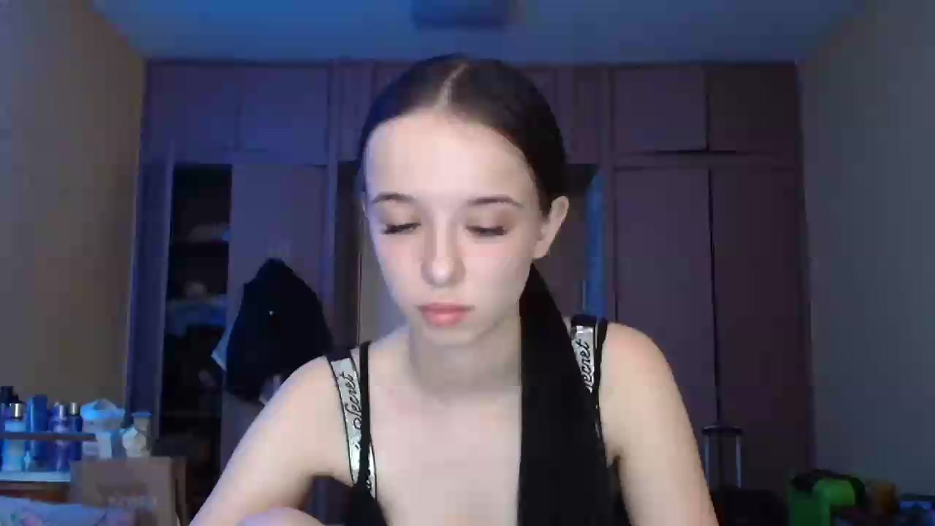 Gallery image thumbnail from CloverLake's myfreecams stream on, 06/16/2026, 08:30 image 1 of 20