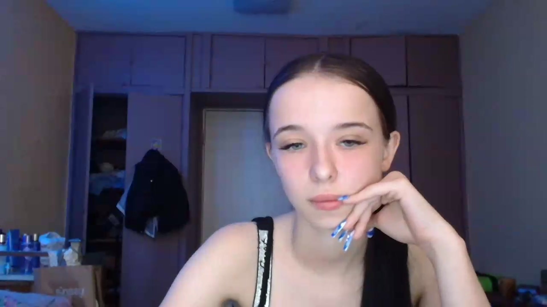 Gallery image thumbnail from CloverLake's myfreecams stream on, 06/16/2026, 08:30 image 17 of 20