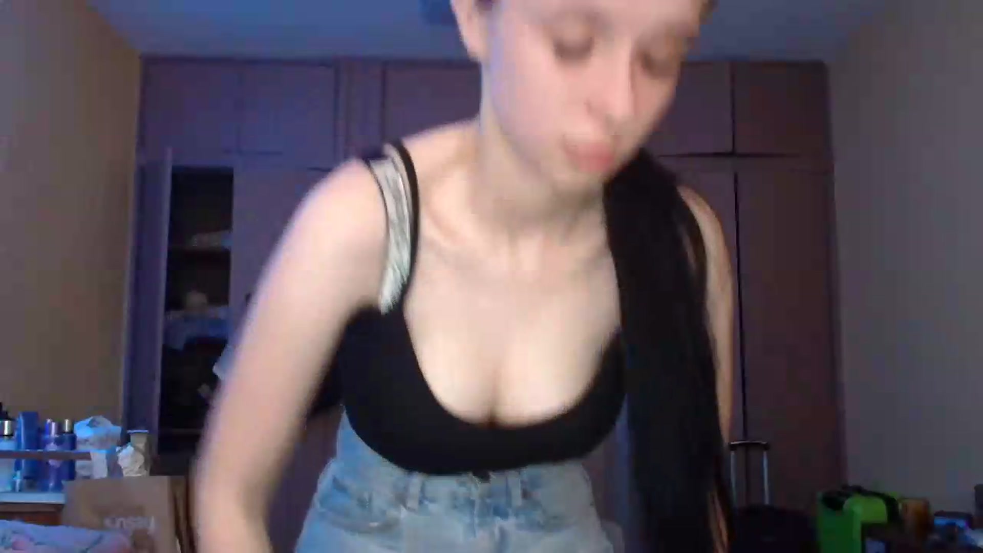 Gallery image thumbnail from CloverLake's myfreecams stream on, 06/16/2026, 08:30 image 13 of 20