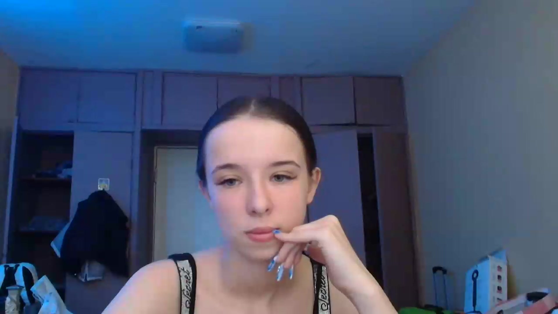 Gallery image thumbnail from CloverLake's myfreecams stream on, 06/19/2026, 08:56 image 3 of 20
