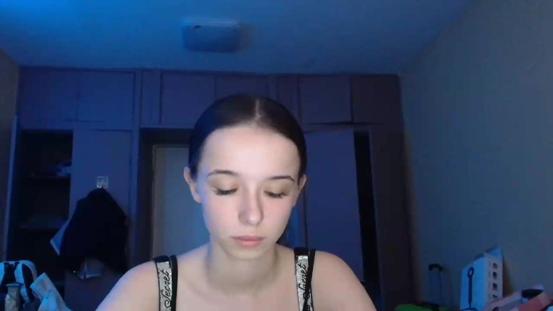 Gallery image thumbnail from CloverLake's myfreecams stream on, 06/19/2026, 08:56 image 20 of 20