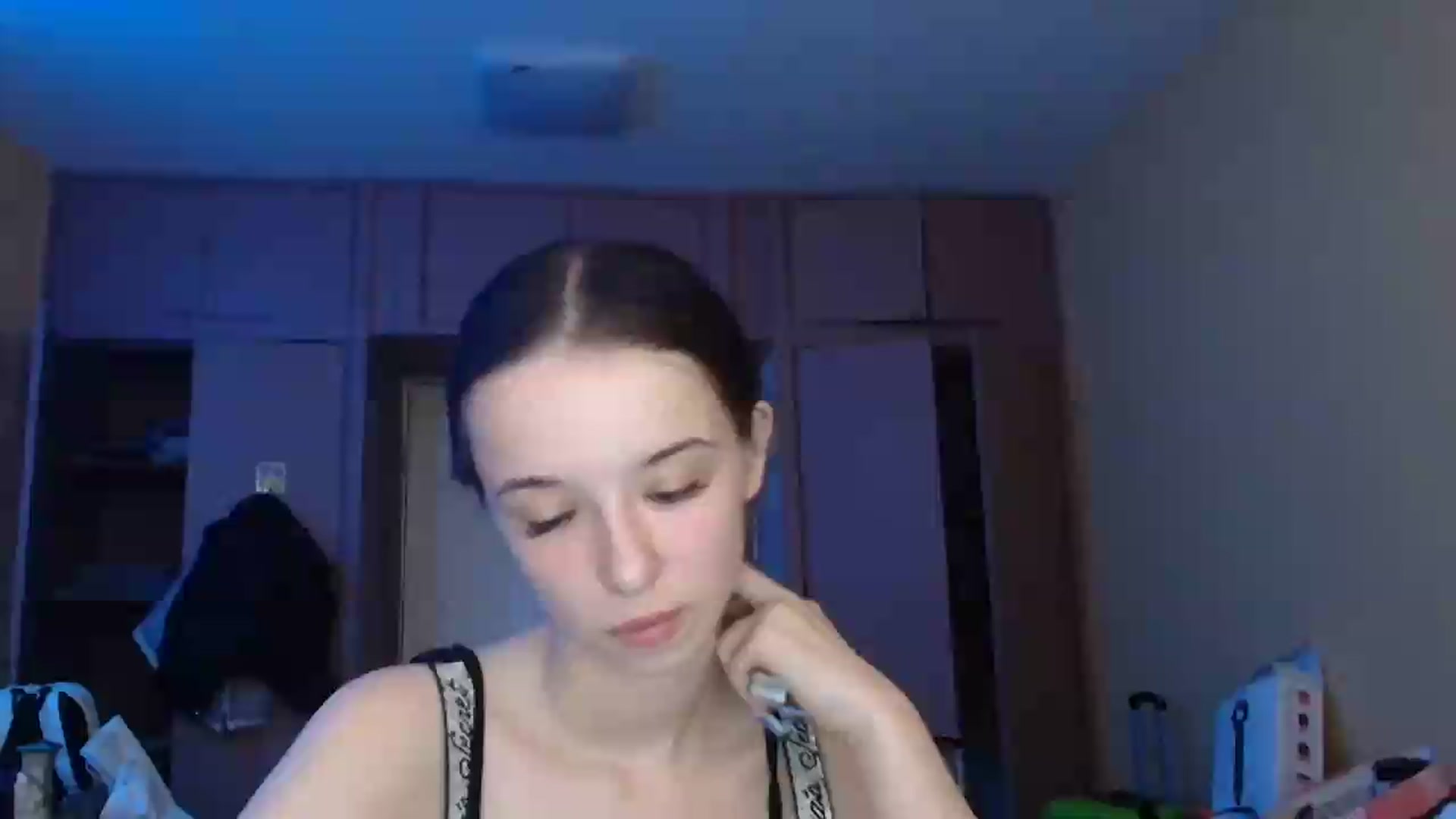Gallery image thumbnail from CloverLake's myfreecams stream on, 06/19/2026, 08:56 image 1 of 20