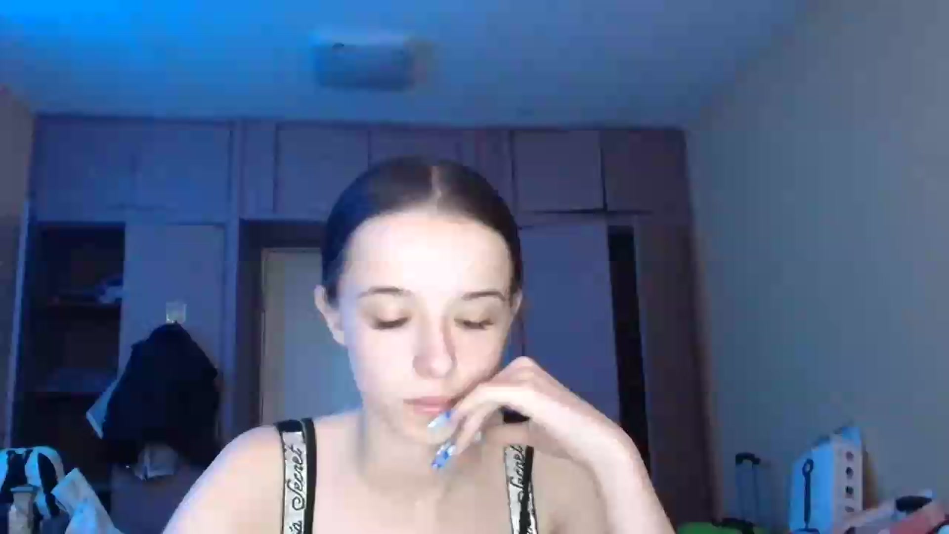 Gallery image thumbnail from CloverLake's myfreecams stream on, 06/19/2026, 08:56 image 18 of 20