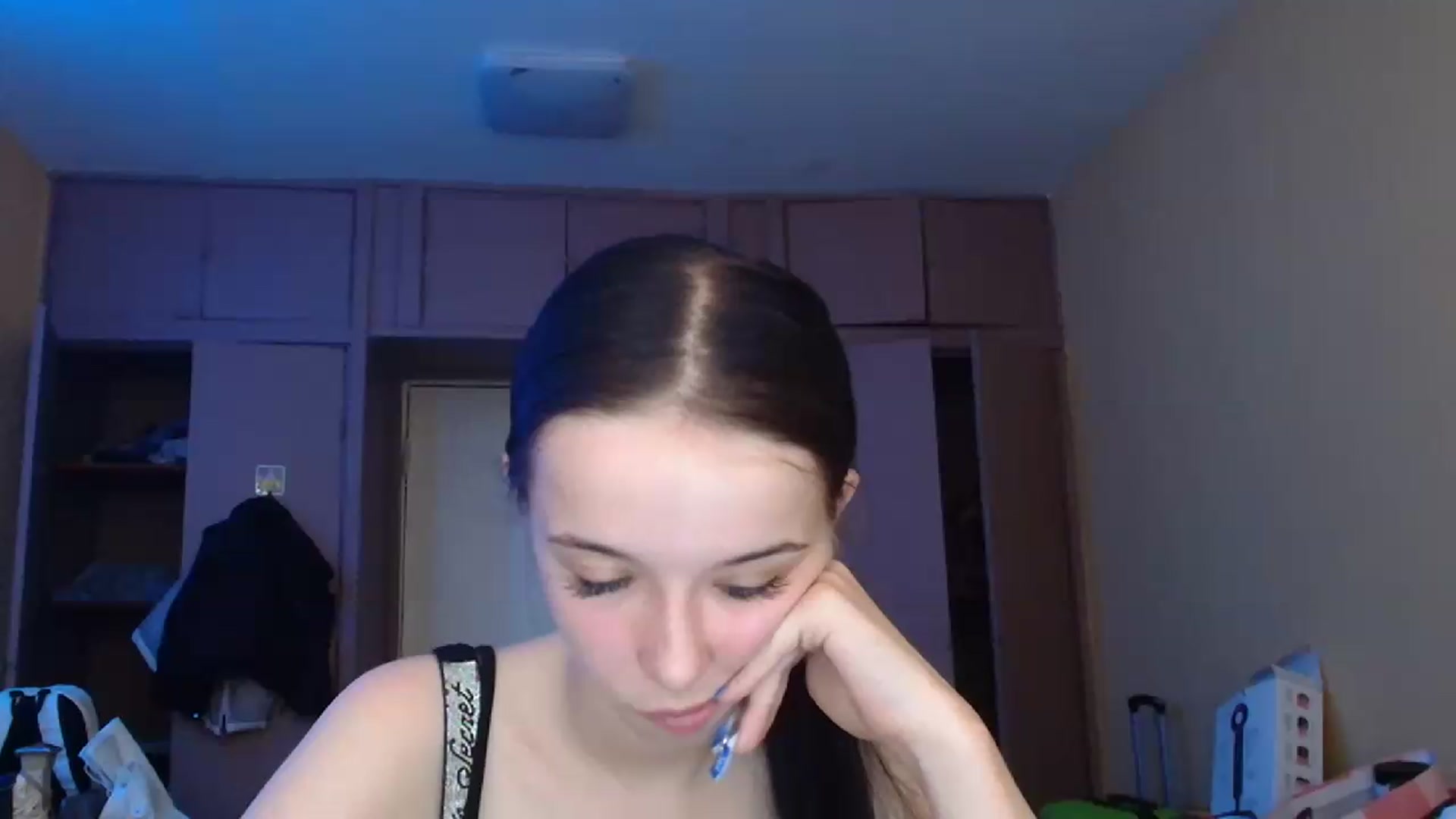 Gallery image thumbnail from CloverLake's myfreecams stream on, 06/19/2026, 08:56 image 7 of 20