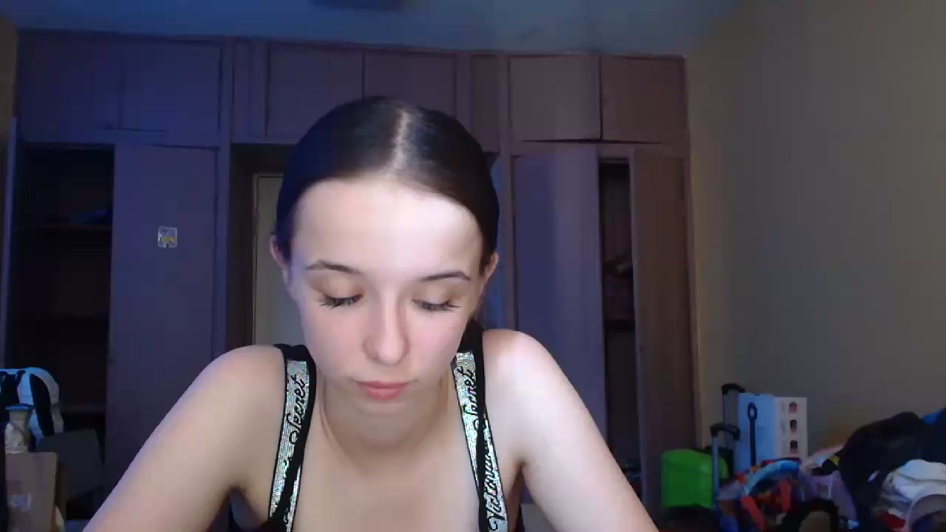 Gallery image thumbnail from CloverLake's myfreecams stream on, 06/19/2026, 11:50 image 8 of 20