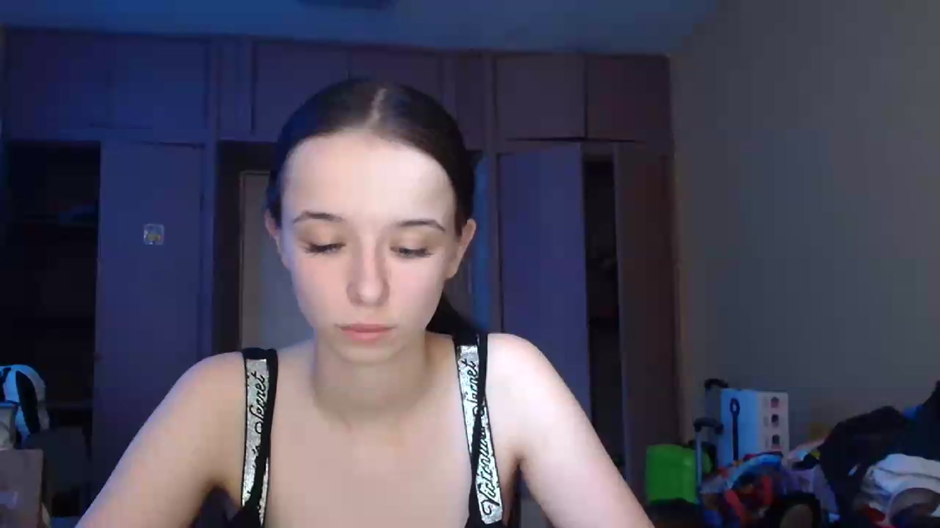 Gallery image thumbnail from CloverLake's myfreecams stream on, 06/19/2026, 11:50 image 14 of 20