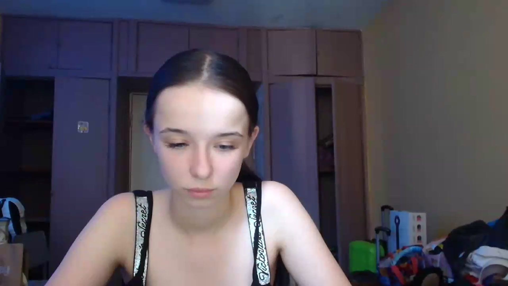 Gallery image thumbnail from CloverLake's myfreecams stream on, 06/19/2026, 11:50 image 12 of 20