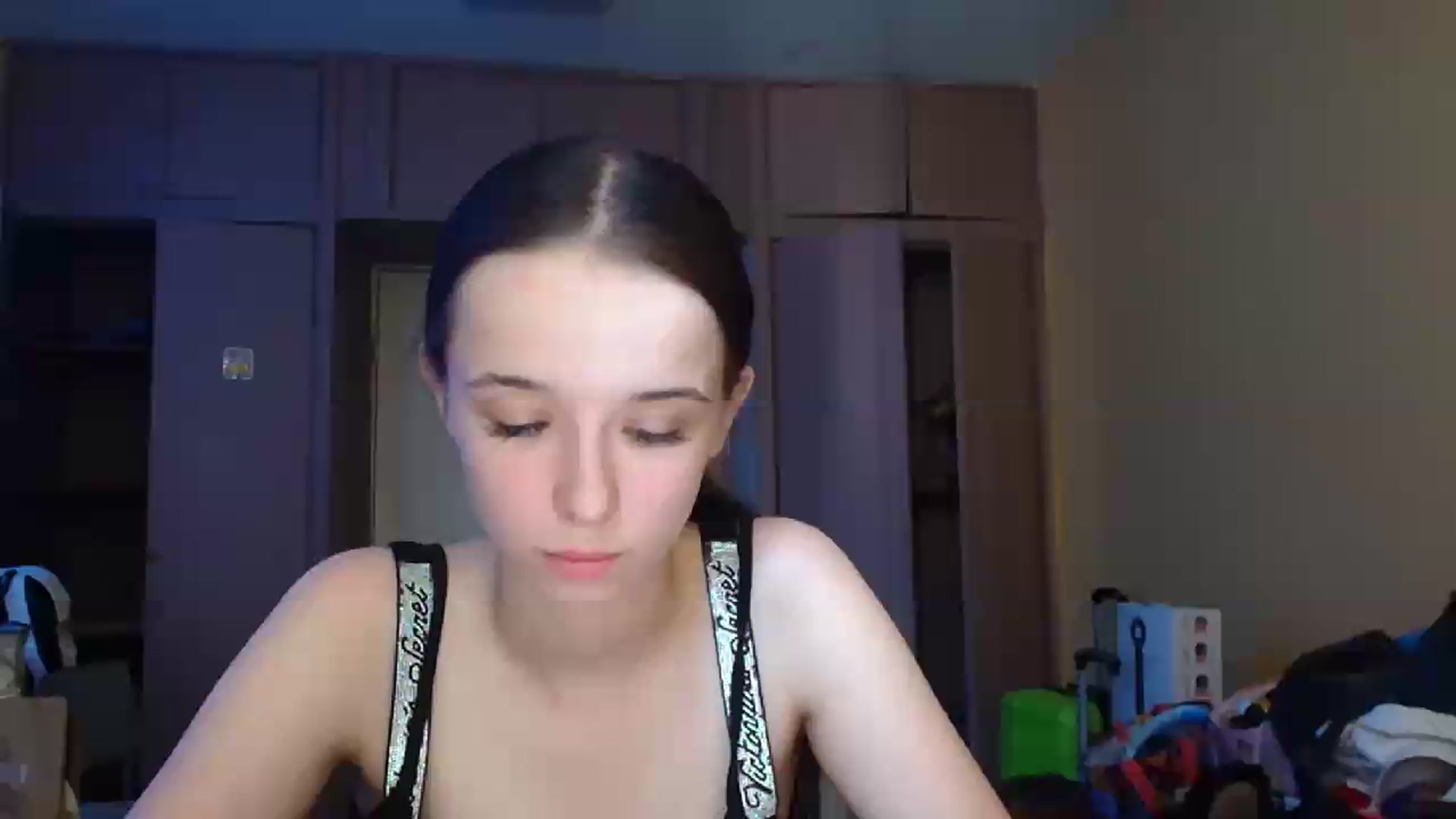 Gallery image thumbnail from CloverLake's myfreecams stream on, 06/19/2026, 11:50 image 13 of 20