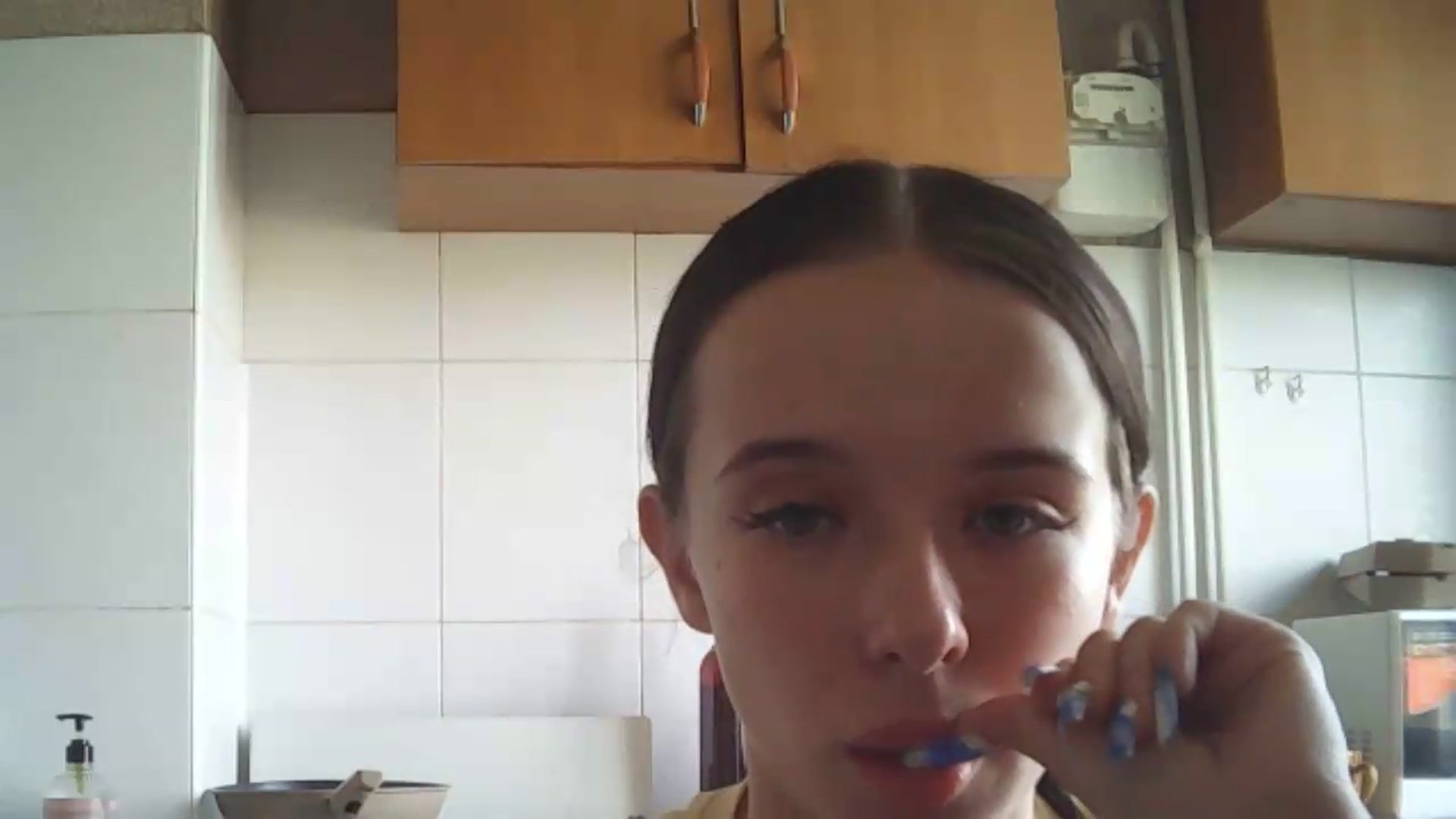 Gallery image thumbnail from CloverLake's myfreecams stream on, 06/22/2026, 11:22 image 10 of 20
