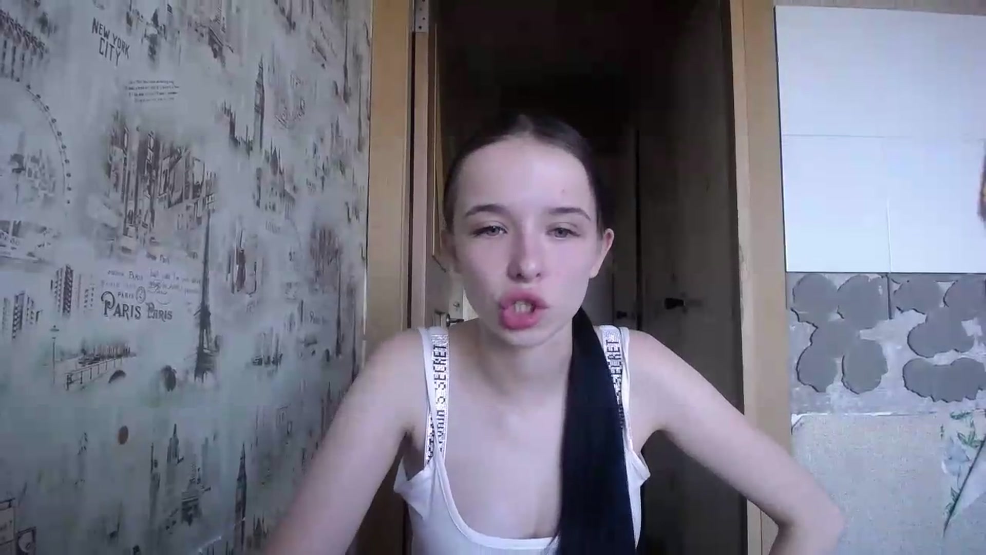 Gallery image thumbnail from CloverLake's myfreecams stream on, 06/25/2026, 09:29 image 9 of 20