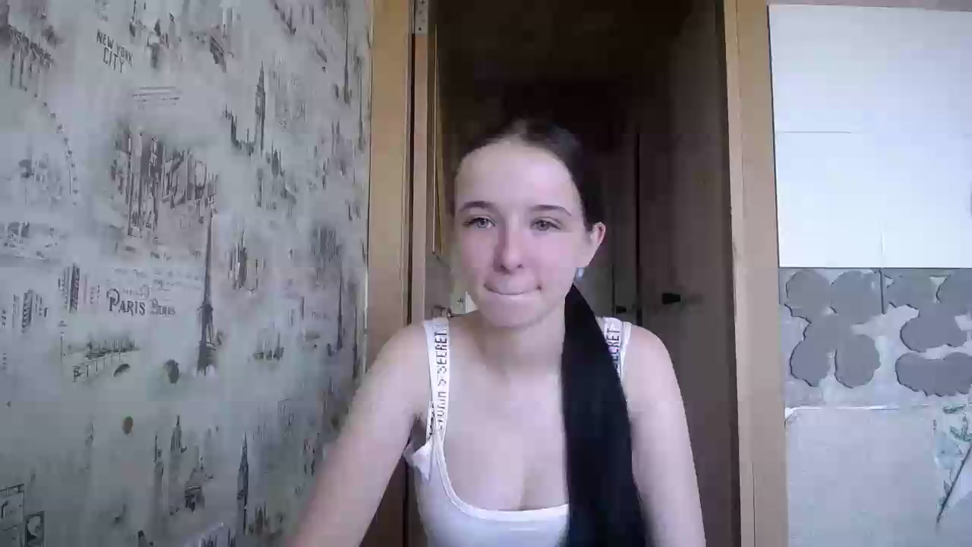 Gallery image thumbnail from CloverLake's myfreecams stream on, 06/25/2026, 09:29 image 11 of 20