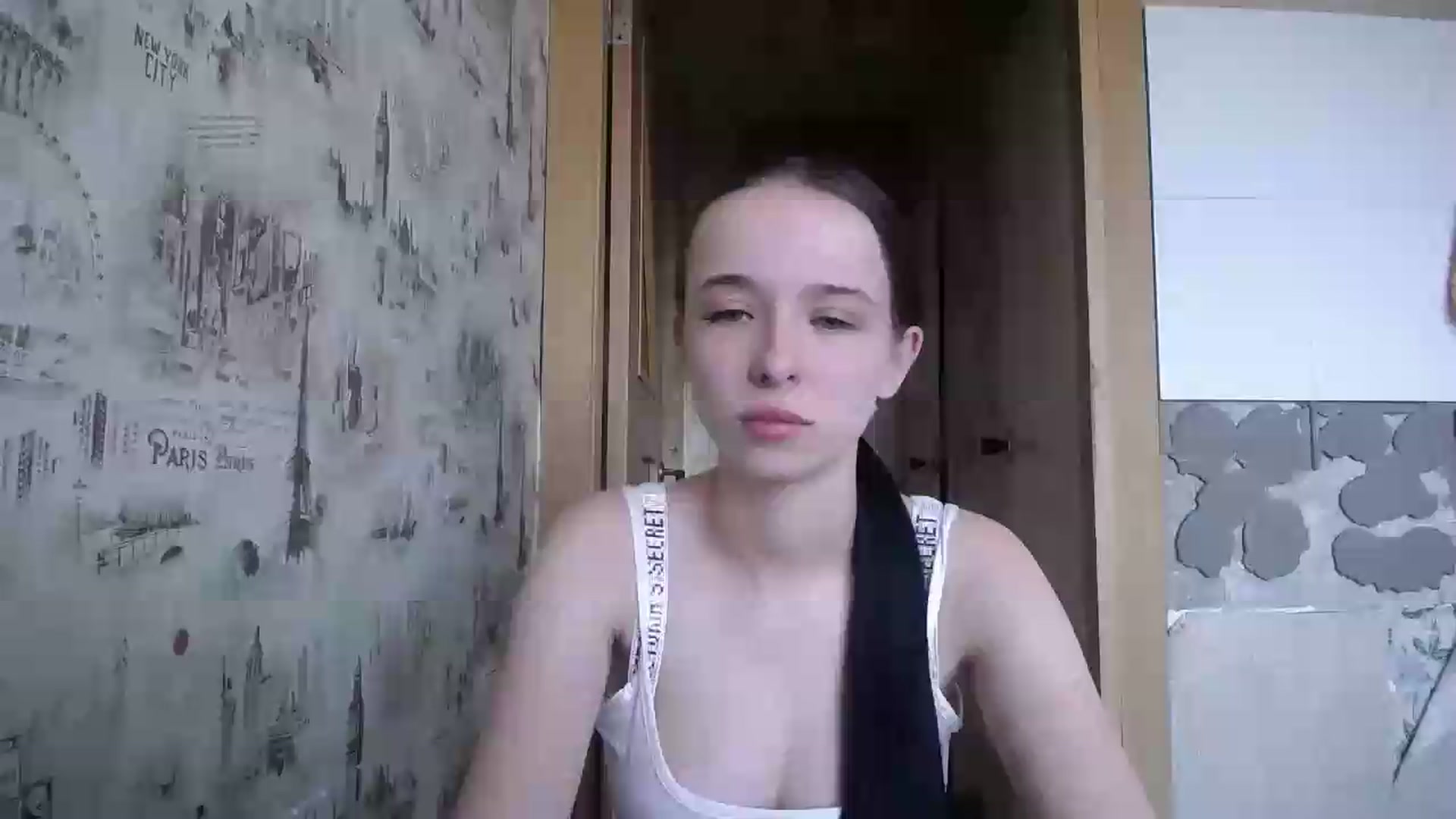 Gallery image thumbnail from CloverLake's myfreecams stream on, 06/25/2026, 09:29 image 6 of 20