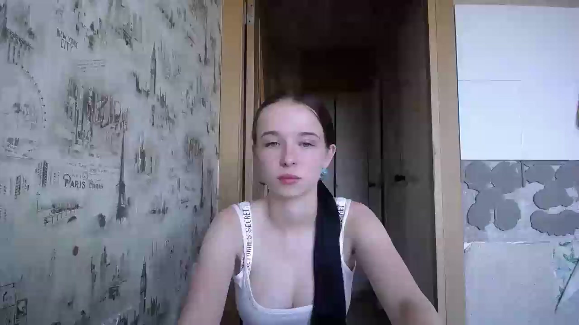 Gallery image thumbnail from CloverLake's myfreecams stream on, 06/25/2026, 09:29 image 19 of 20