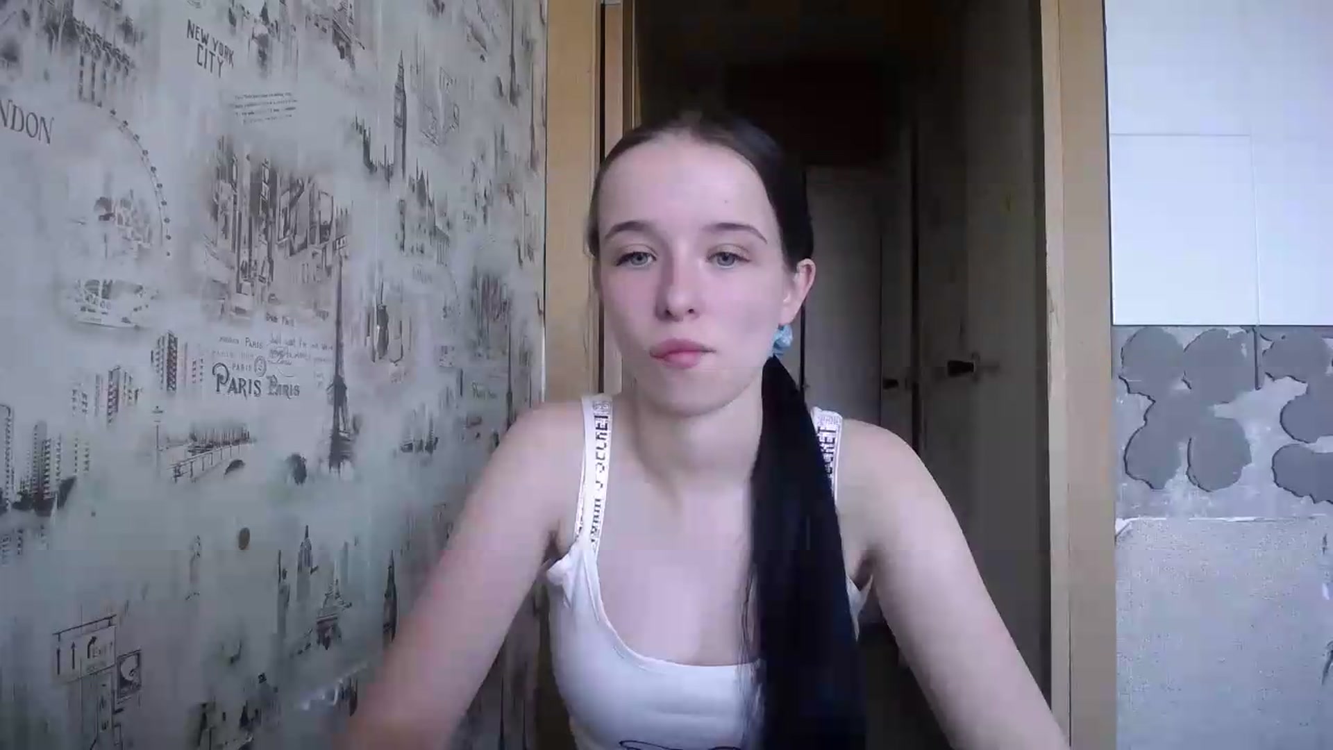 Gallery image thumbnail from CloverLake's myfreecams stream on, 06/25/2026, 10:11 image 3 of 20