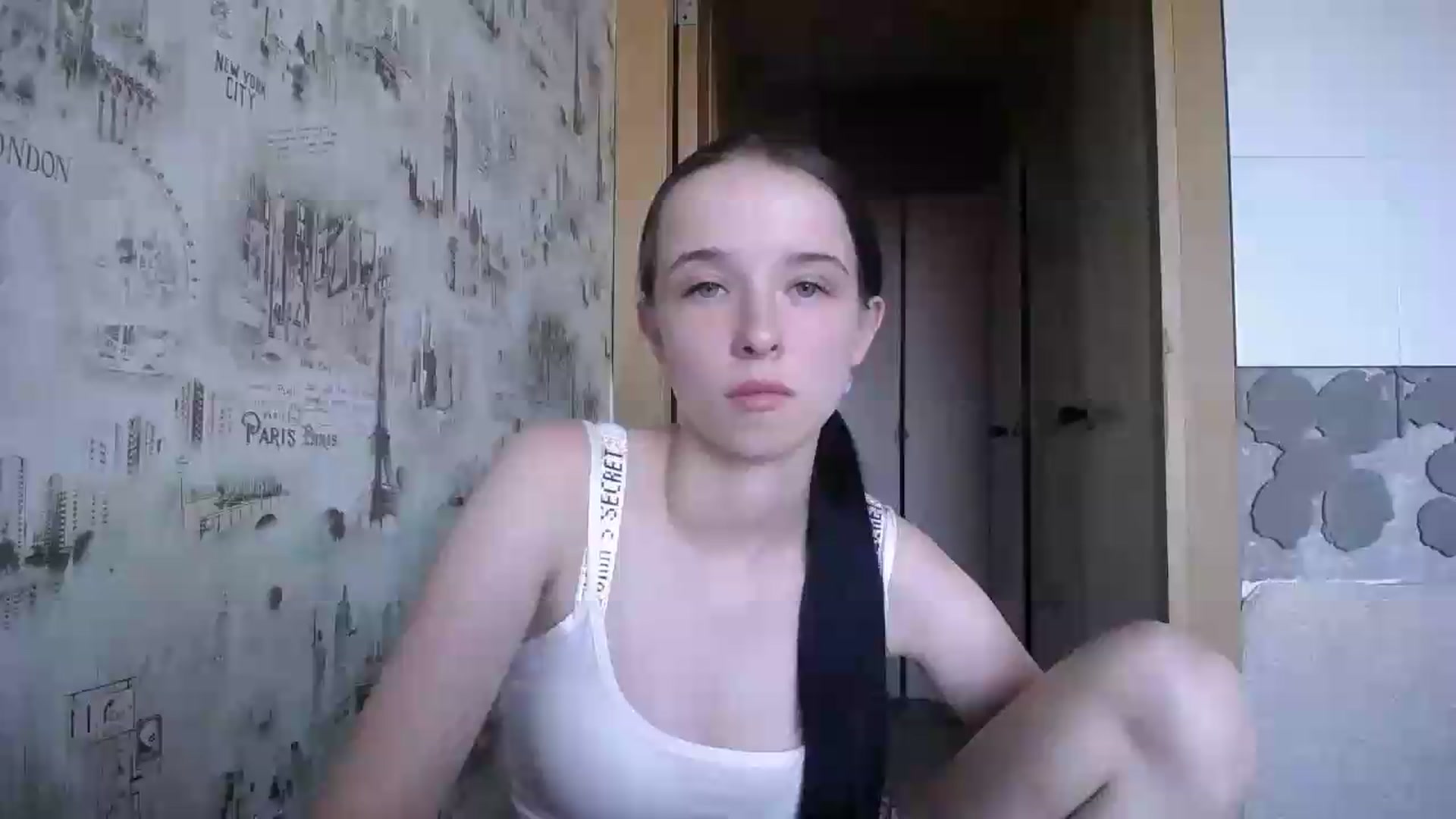 Gallery image thumbnail from CloverLake's myfreecams stream on, 06/25/2026, 10:11 image 19 of 20
