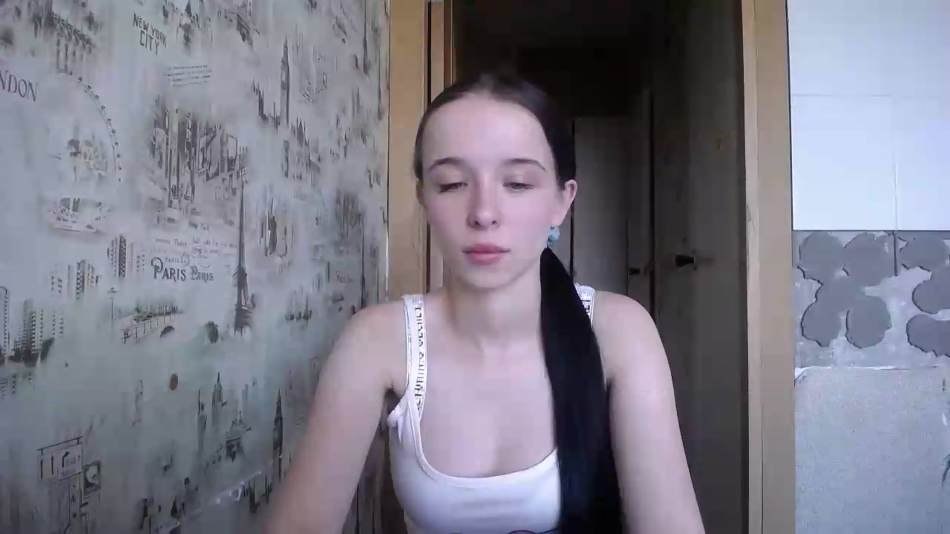 Gallery image thumbnail from CloverLake's myfreecams stream on, 06/25/2026, 10:11 image 2 of 20