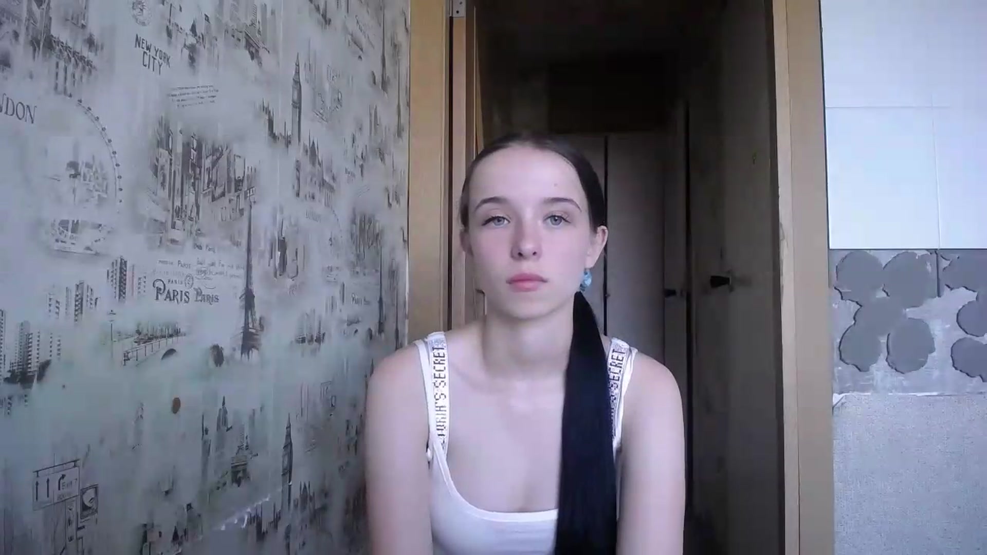 Gallery image thumbnail from CloverLake's myfreecams stream on, 06/25/2026, 10:11 image 18 of 20