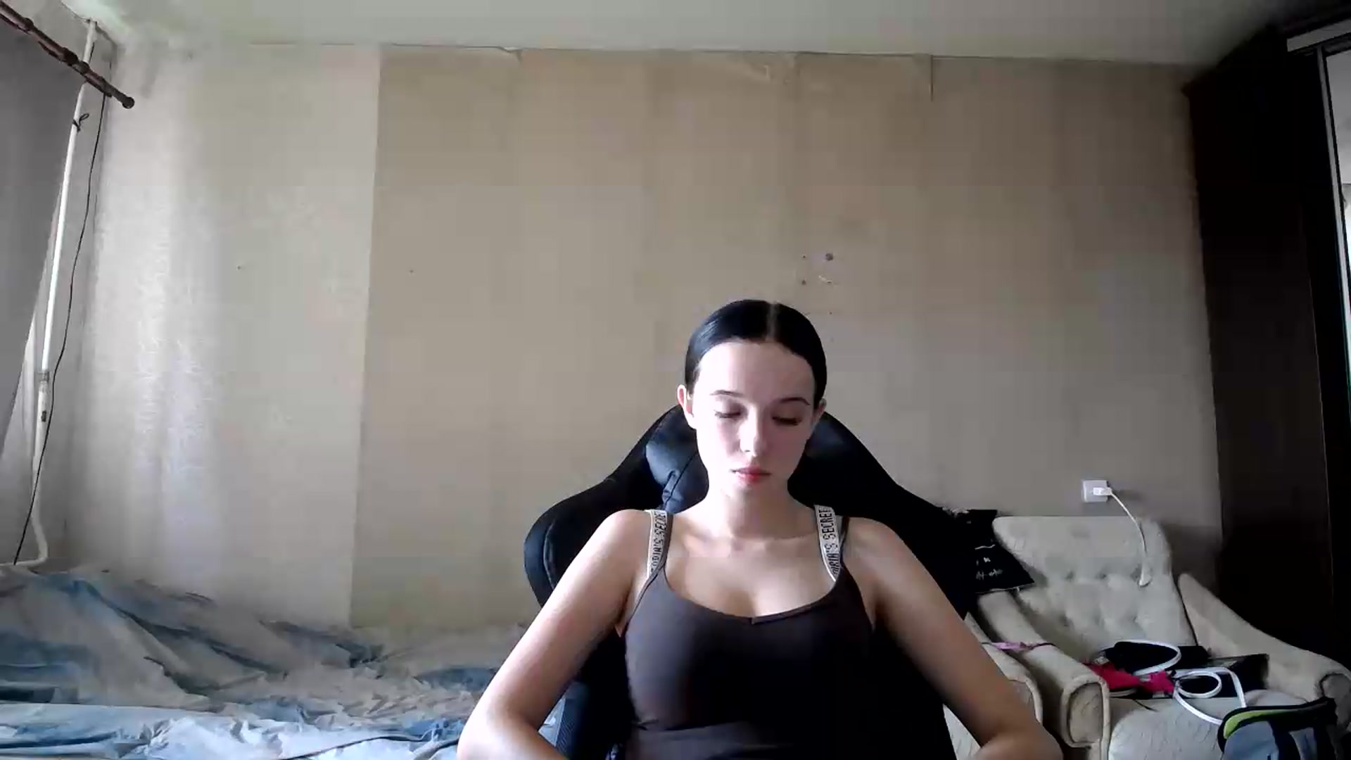 Gallery image thumbnail from CloverLake's myfreecams stream on, 07/22/2026, 06:32 image 12 of 20