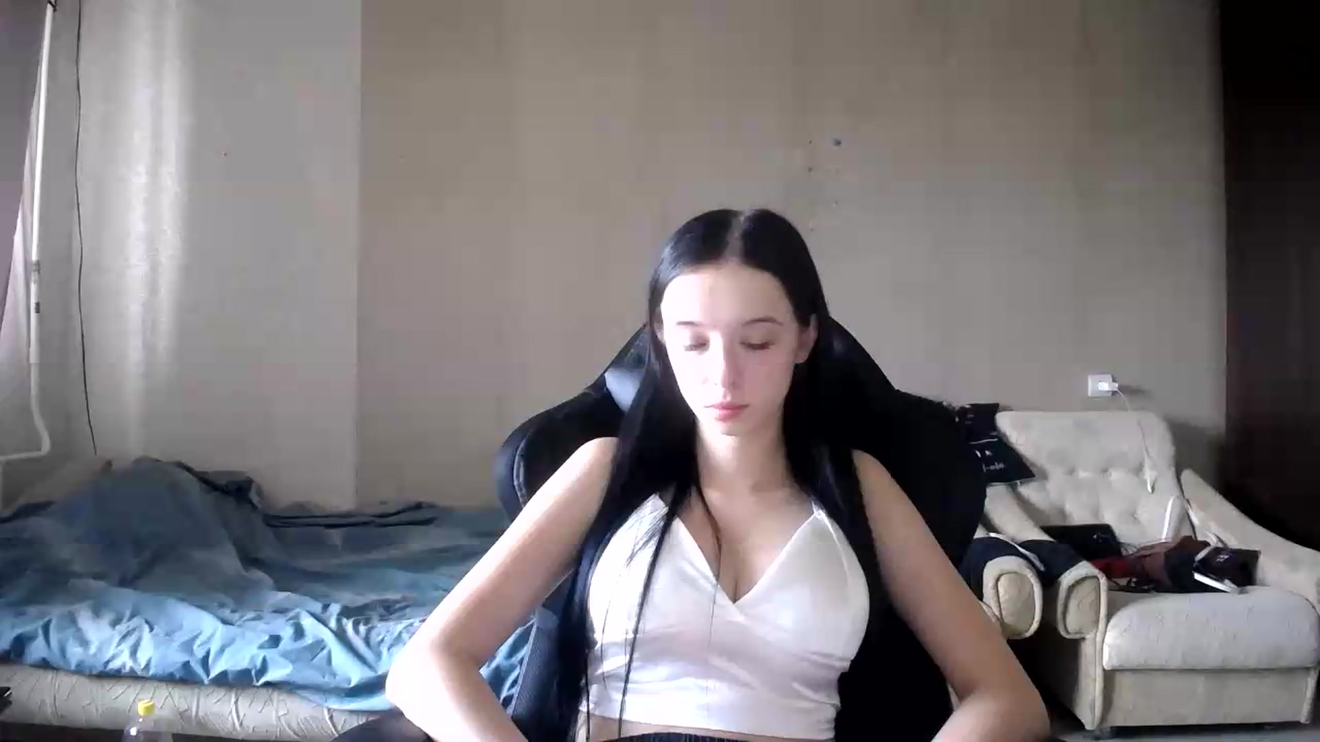 Gallery image thumbnail from CloverLake's myfreecams stream on, 07/28/2026, 09:22 image 11 of 20