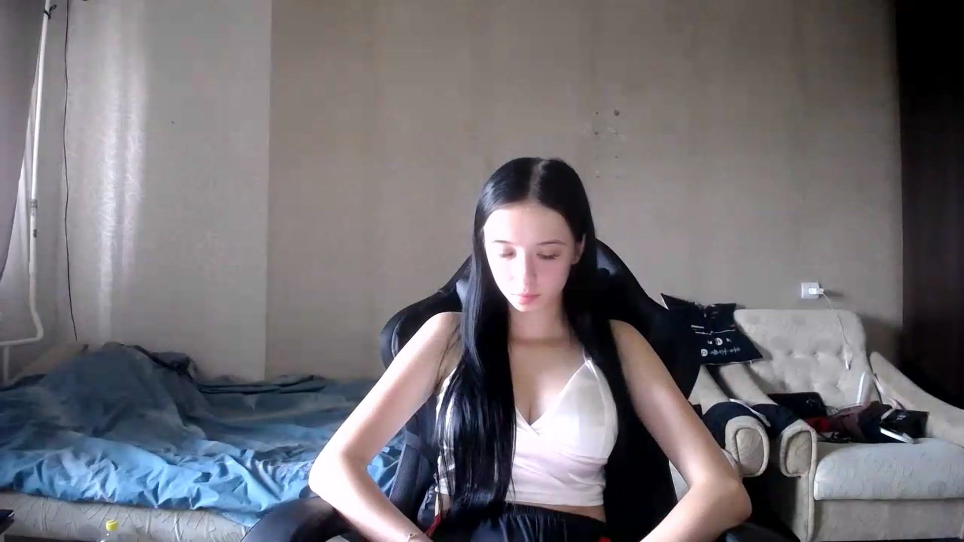 Gallery image thumbnail from CloverLake's myfreecams stream on, 07/28/2026, 09:22 image 15 of 20