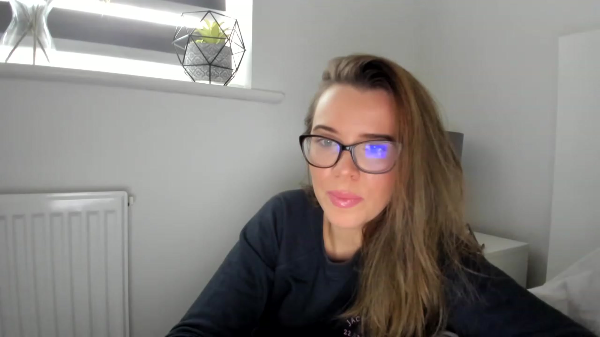 Gallery image thumbnail from CloverWinfred's myfreecams stream on, 01/25/2023, 13:12 image 11 of 20