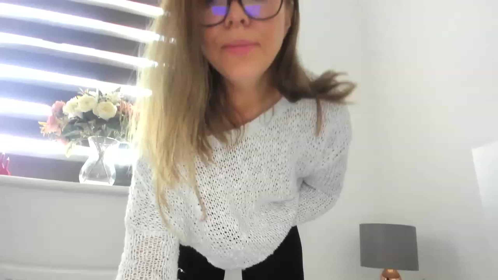 Gallery image thumbnail from CloverWinfred's myfreecams stream on, 01/31/2023, 14:32 image 15 of 20