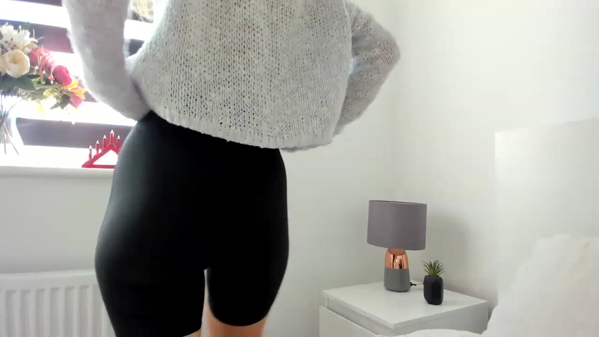 Gallery image thumbnail from CloverWinfred's myfreecams stream on, 02/06/2023, 14:01 image 2 of 20