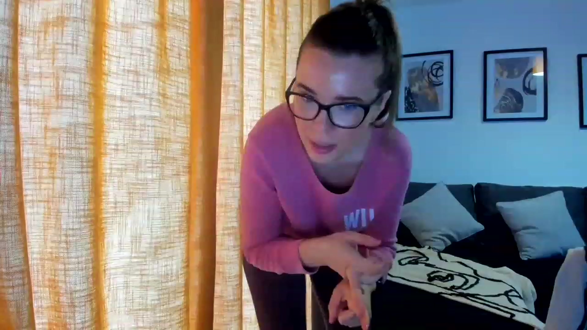 Gallery image thumbnail from CloverWinfred's myfreecams stream on, 02/18/2023, 14:29 image 14 of 20