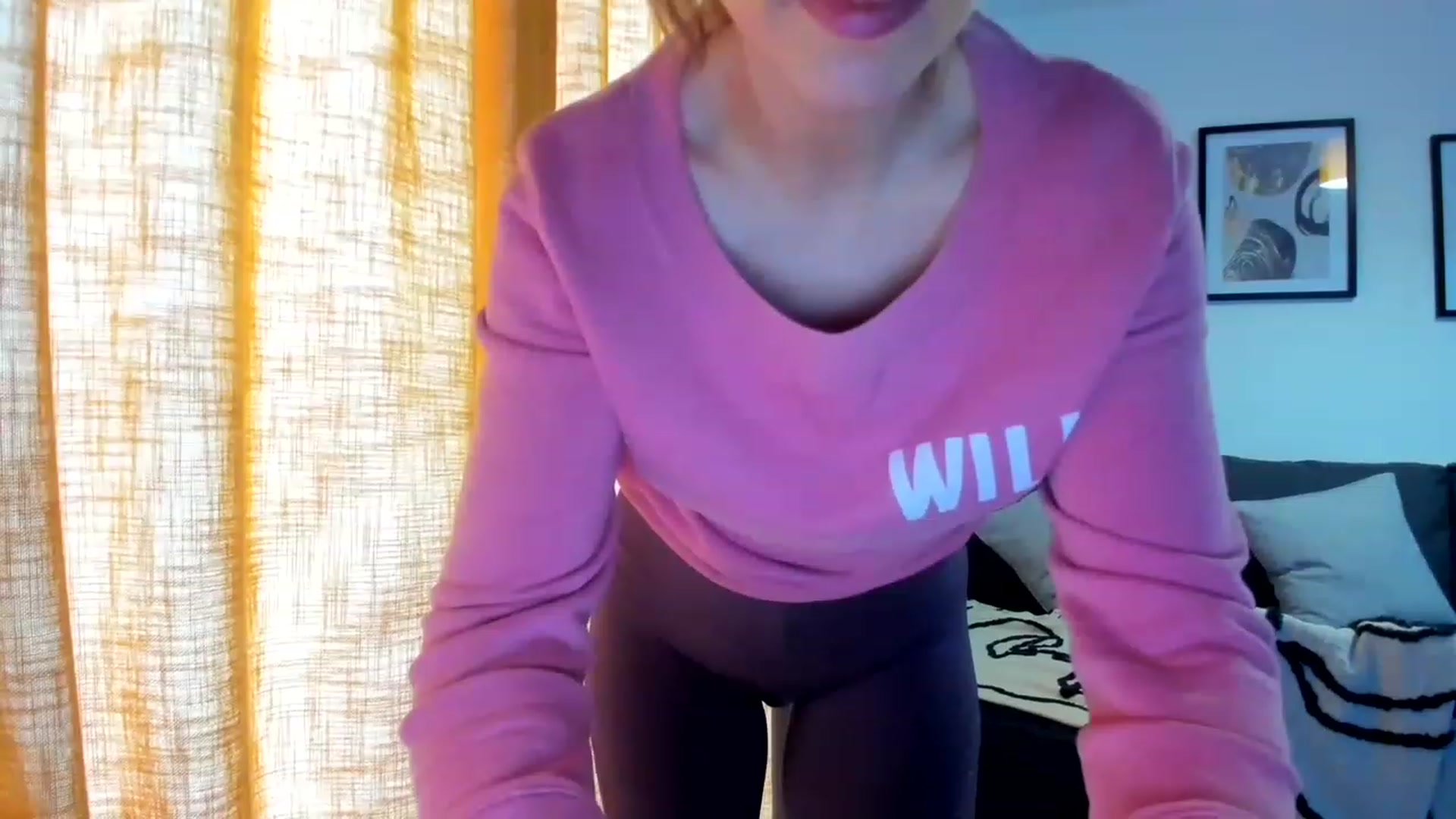 Gallery image thumbnail from CloverWinfred's myfreecams stream on, 02/18/2023, 14:29 image 20 of 20