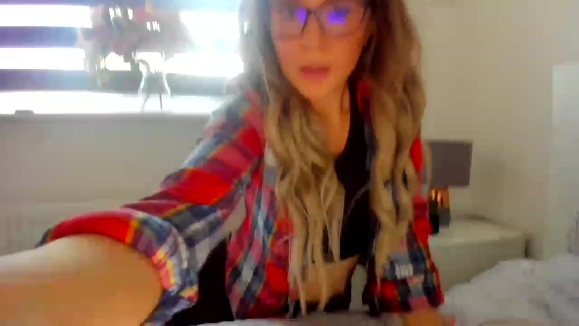 Gallery image thumbnail from CloverWinfred's myfreecams stream on, 02/19/2023, 16:39 image 1 of 20