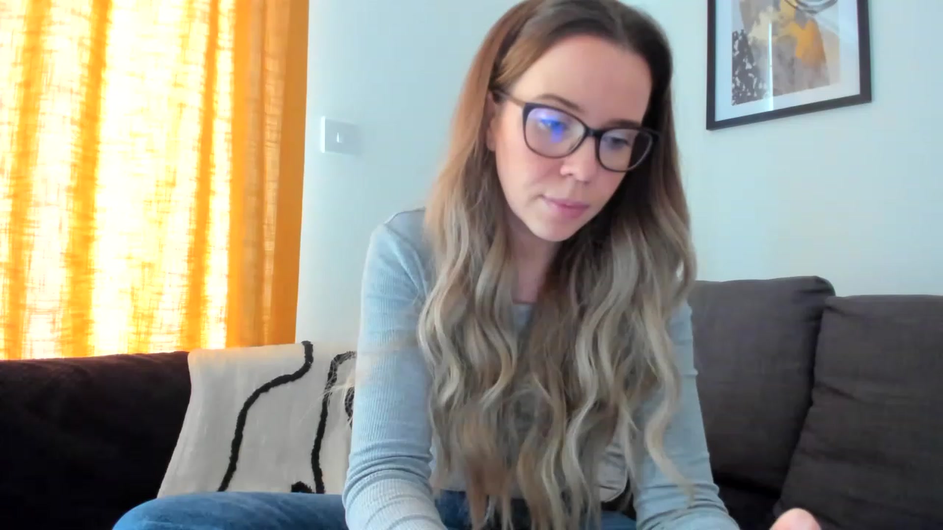 Gallery image thumbnail from CloverWinfred's myfreecams stream on, 03/22/2023, 12:51 image 18 of 20