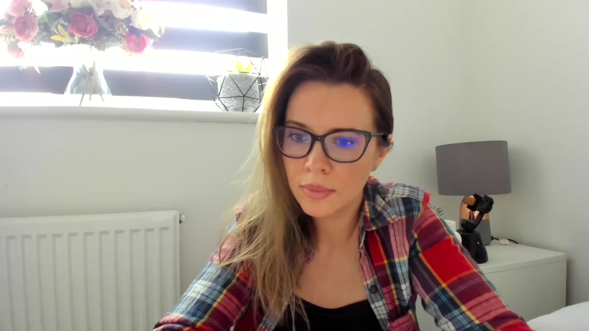 Gallery image thumbnail from CloverWinfred's myfreecams stream on, 04/21/2023, 13:44 image 15 of 20