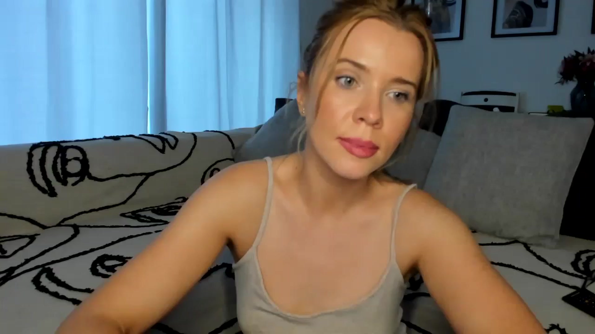 Gallery image thumbnail from CloverWinfred's myfreecams stream on, 07/30/2023, 16:44 image 19 of 20