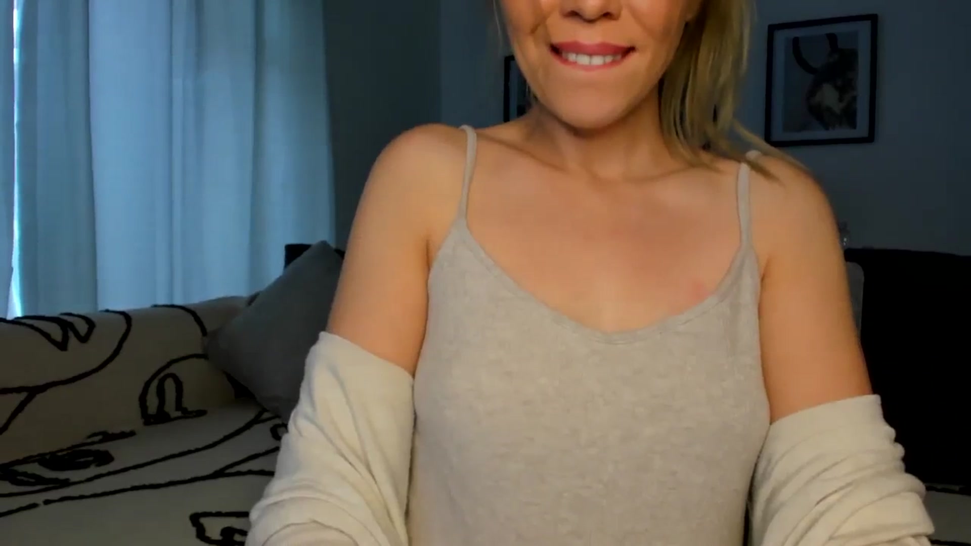Gallery image thumbnail from CloverWinfred's myfreecams stream on, 07/30/2023, 16:44 image 2 of 20