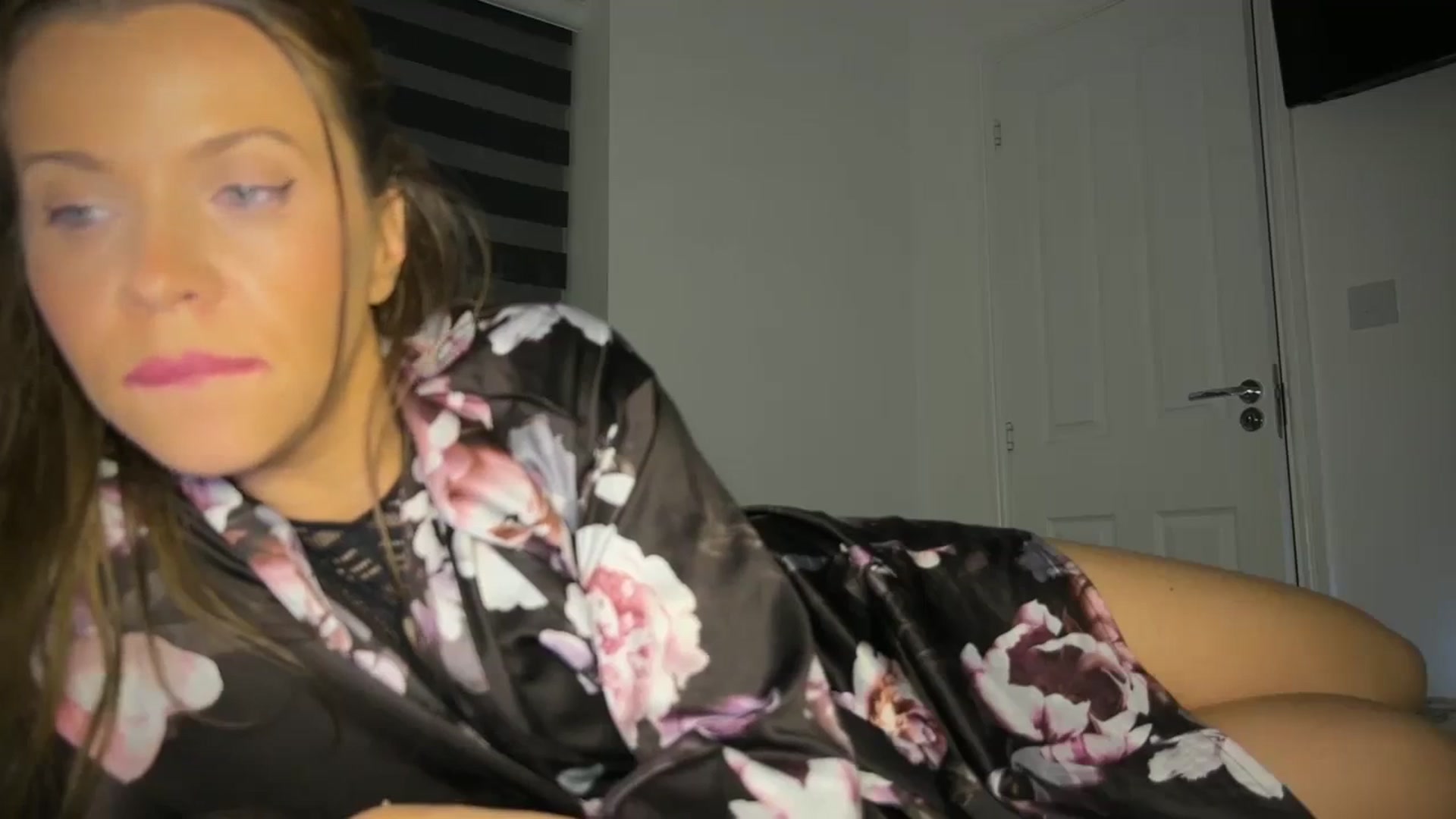 Gallery image thumbnail from CloverWinfred's myfreecams stream on, 03/31/2024, 24:23 image 20 of 20