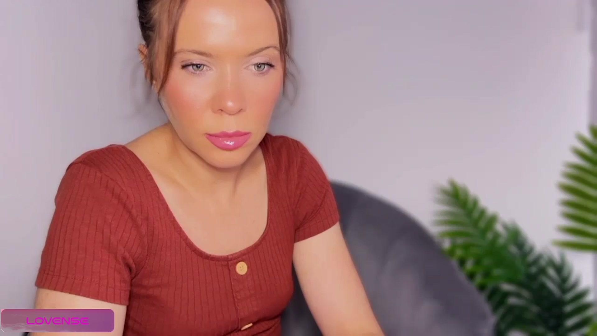 Gallery image thumbnail from CloverWinfred's myfreecams stream on, 10/02/2024, 11:25 image 17 of 20
