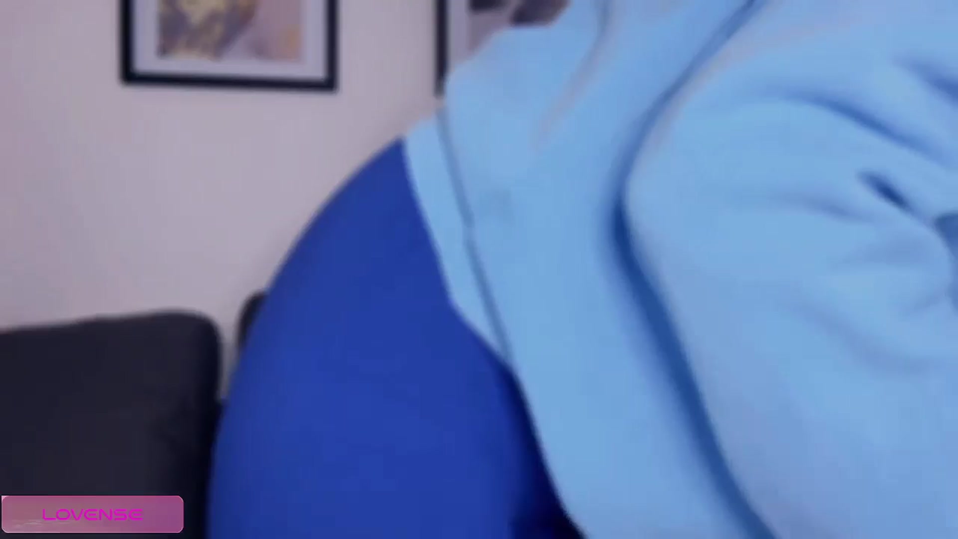 Gallery image thumbnail from CloverWinfred's myfreecams stream on, 10/16/2024, 11:40 image 4 of 20
