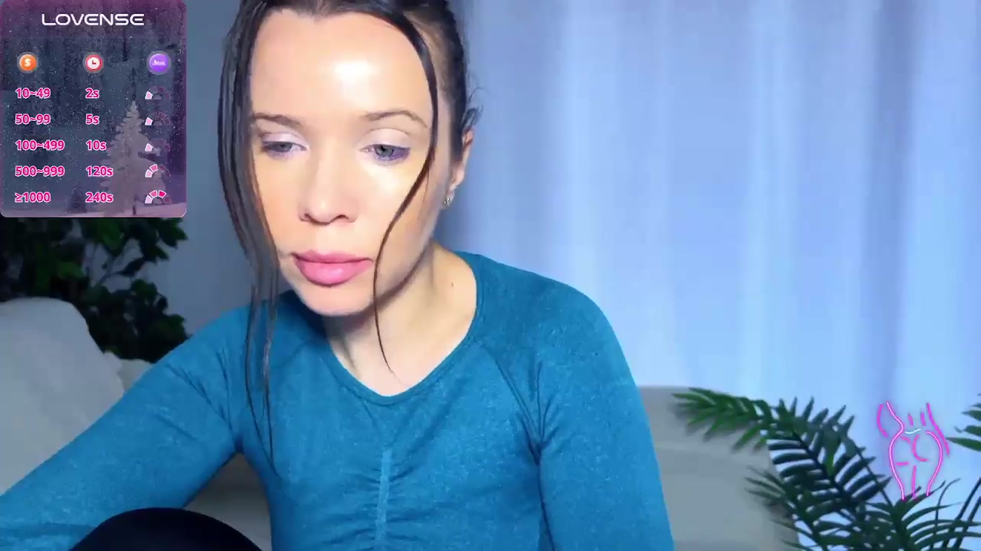 Gallery image thumbnail from CloverWinfred's myfreecams stream on, 12/16/2024, 12:01 image 20 of 20