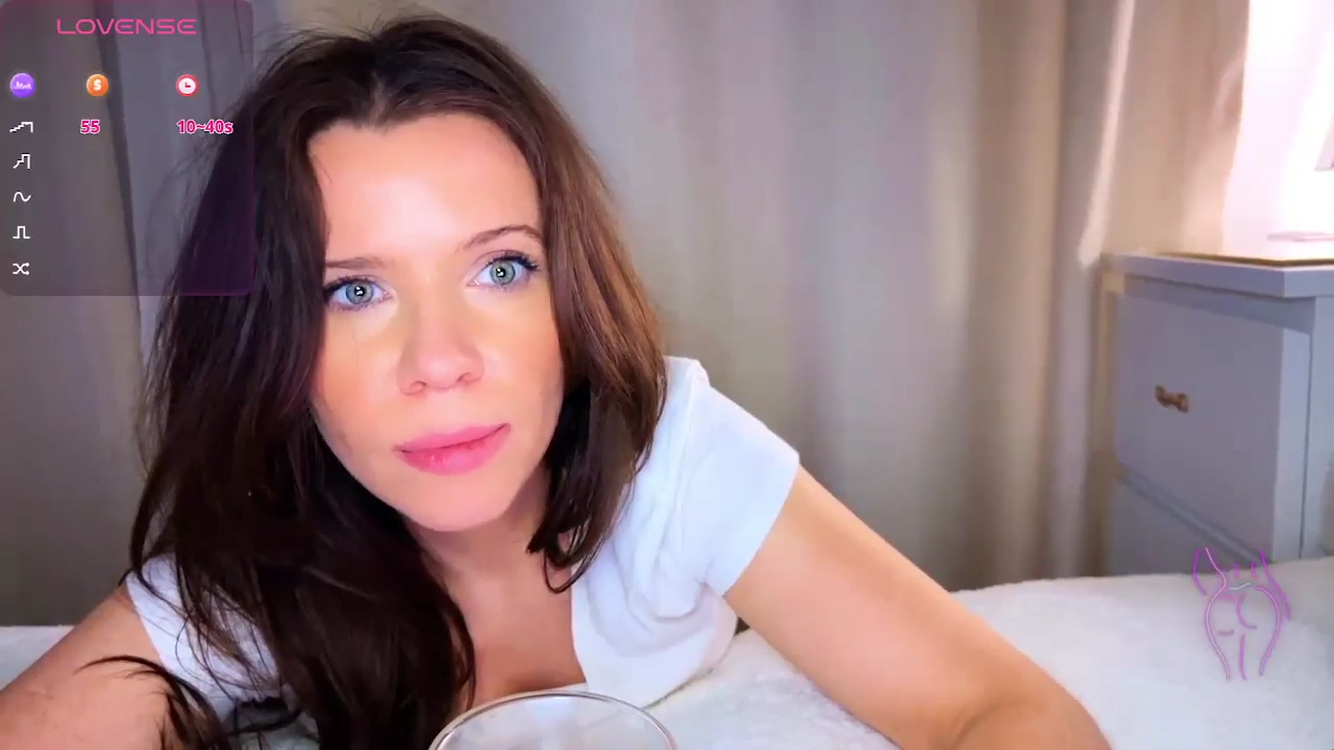 Gallery image thumbnail from CloverWinfred's myfreecams stream on, 01/01/2025, 19:12 image 9 of 20
