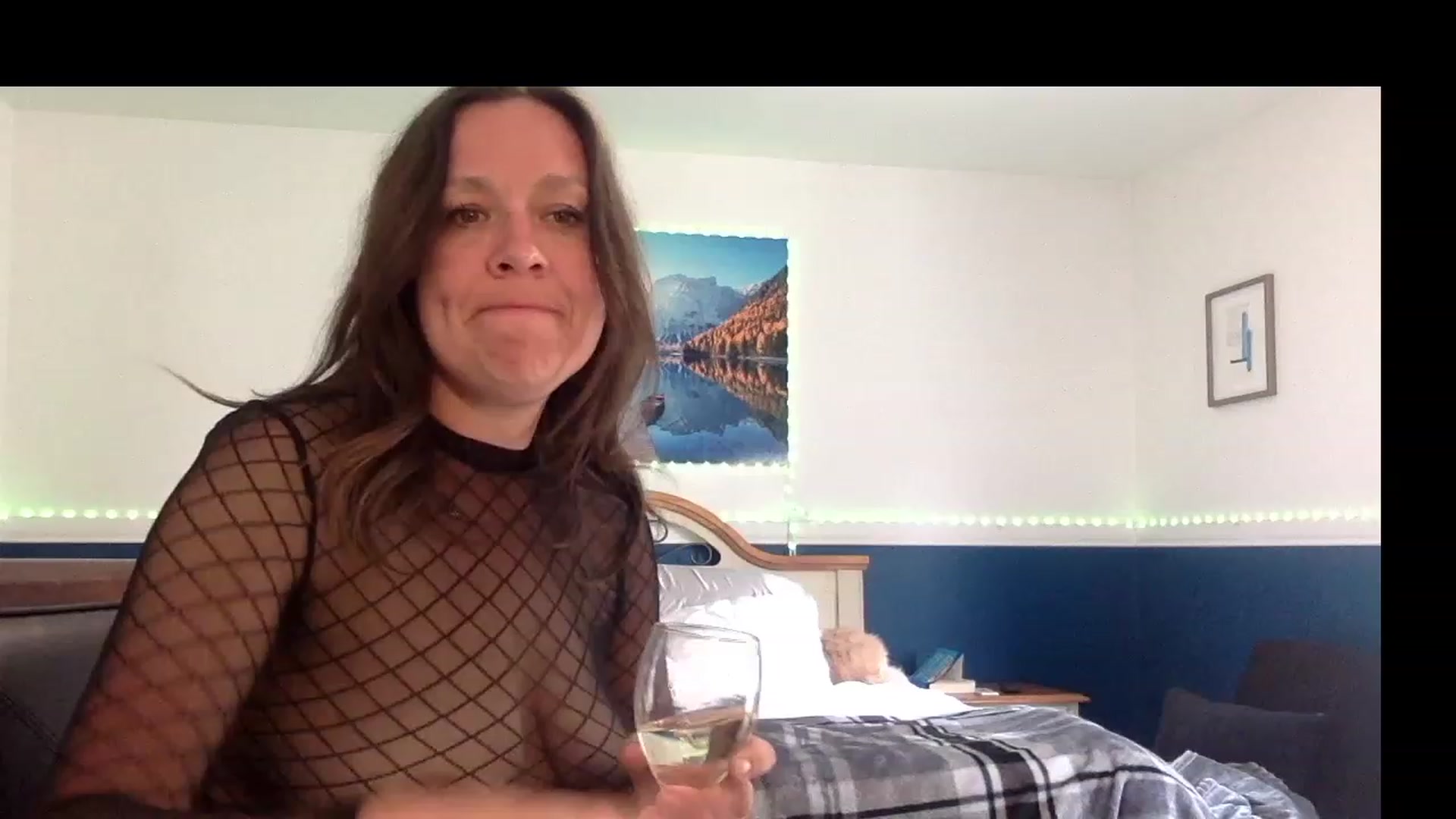 Gallery image thumbnail from CndMilf's myfreecams stream on, 05/08/2023, 18:33 image 12 of 20