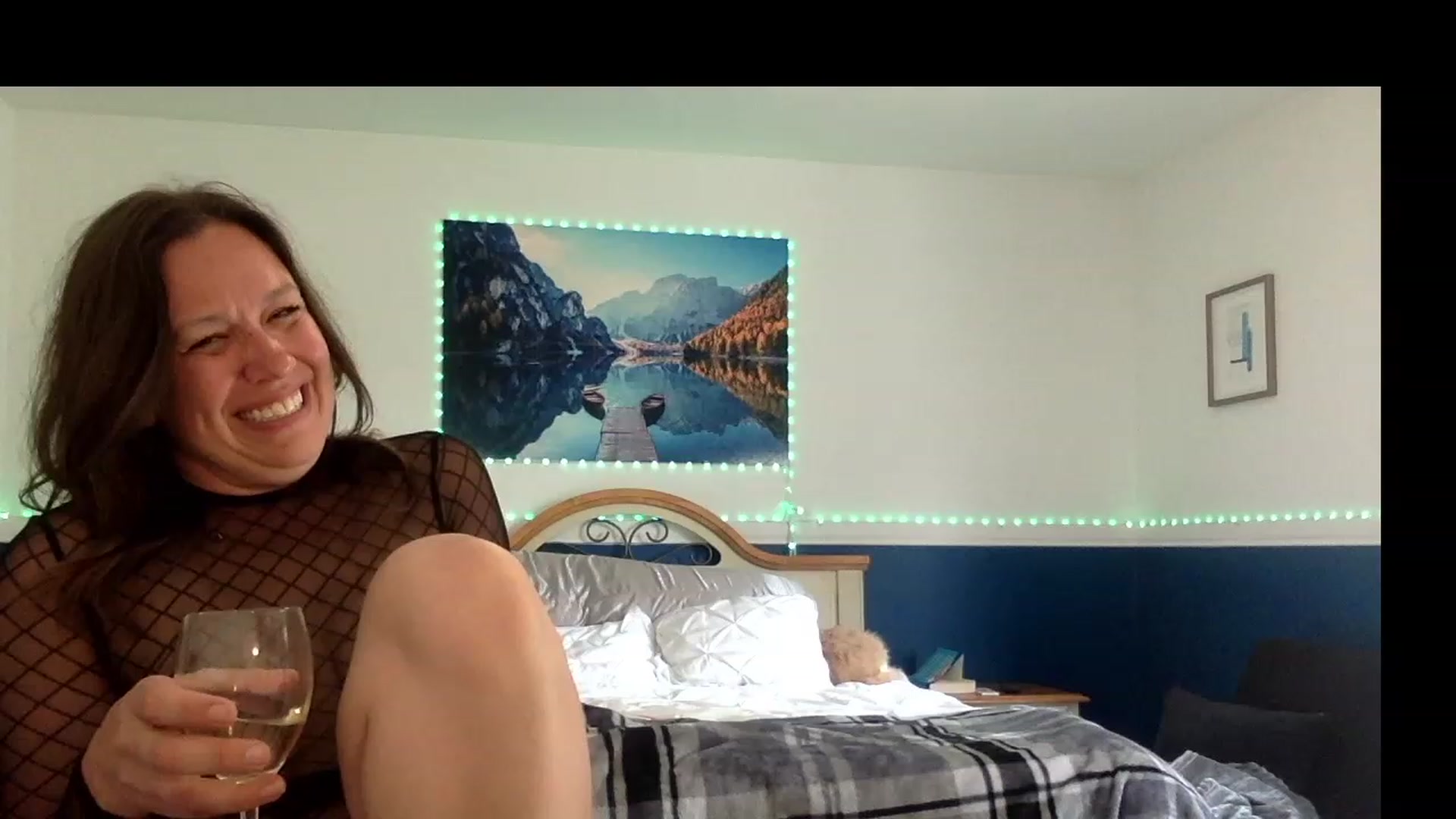 Gallery image thumbnail from CndMilf's myfreecams stream on, 05/08/2023, 18:33 image 15 of 20