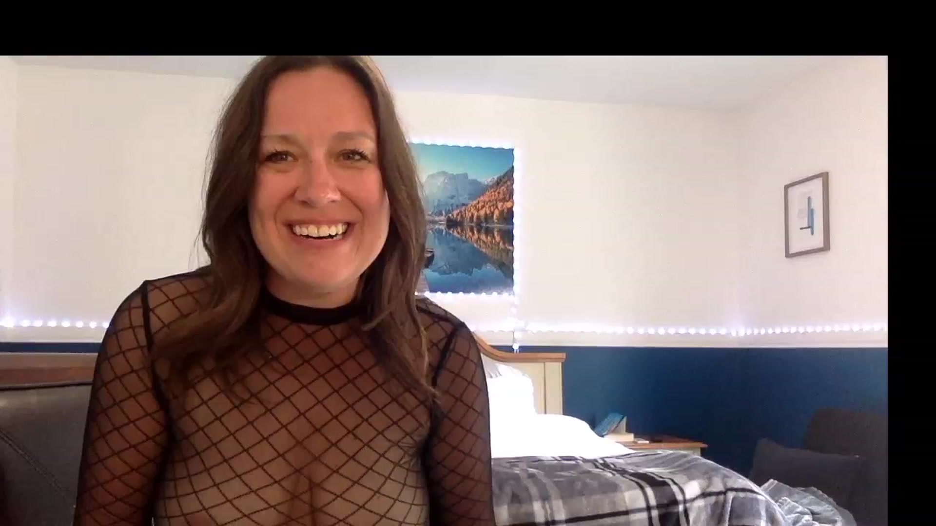 Gallery image thumbnail from CndMilf's myfreecams stream on, 05/08/2023, 18:33 image 5 of 20