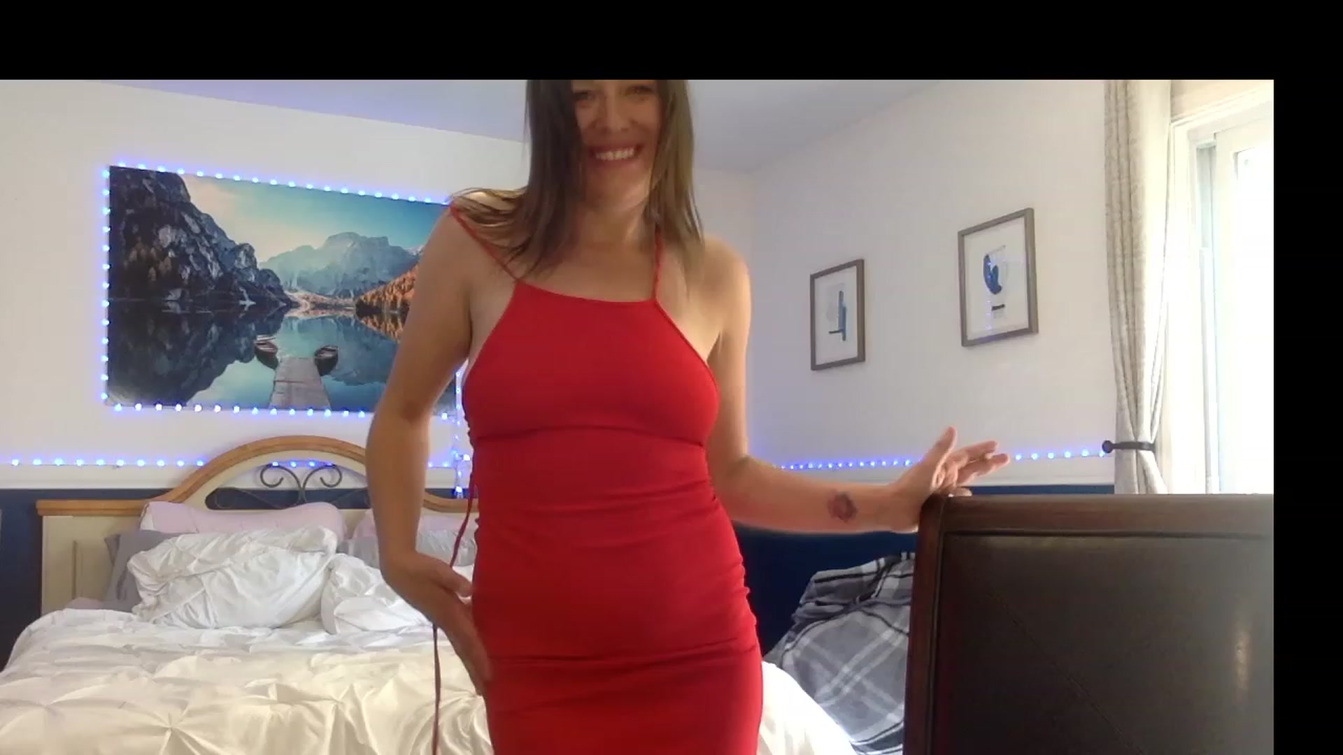 Gallery image thumbnail from CndMilf's myfreecams stream on, 05/21/2023, 20:07 image 7 of 20