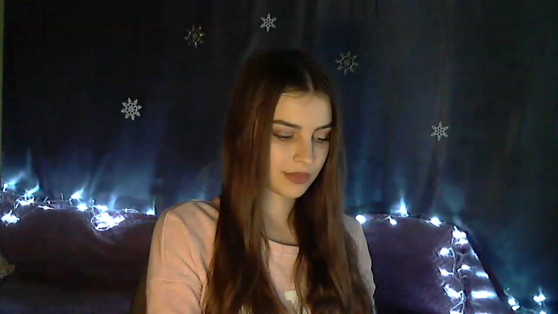 Gallery image thumbnail from CocaCola_Girl's myfreecams stream on, 12/26/2022, 11:20 image 19 of 20