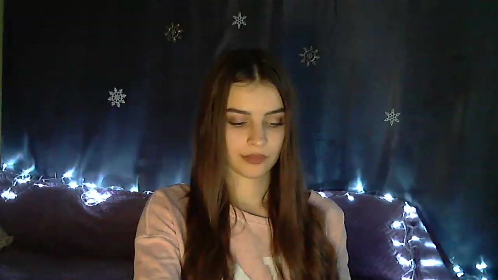 Gallery image thumbnail from CocaCola_Girl's myfreecams stream on, 12/26/2022, 11:20 image 9 of 20
